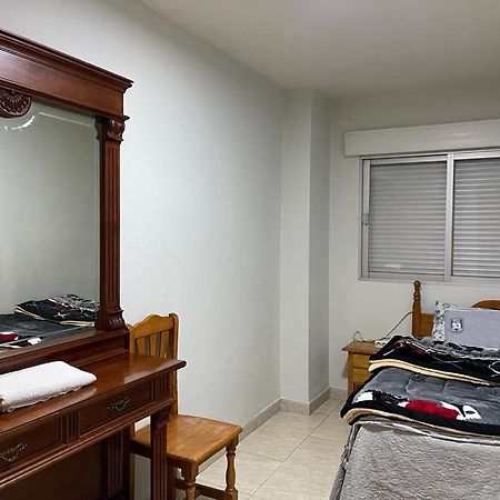 Habitacion Individual En Granada Bagian luar foto